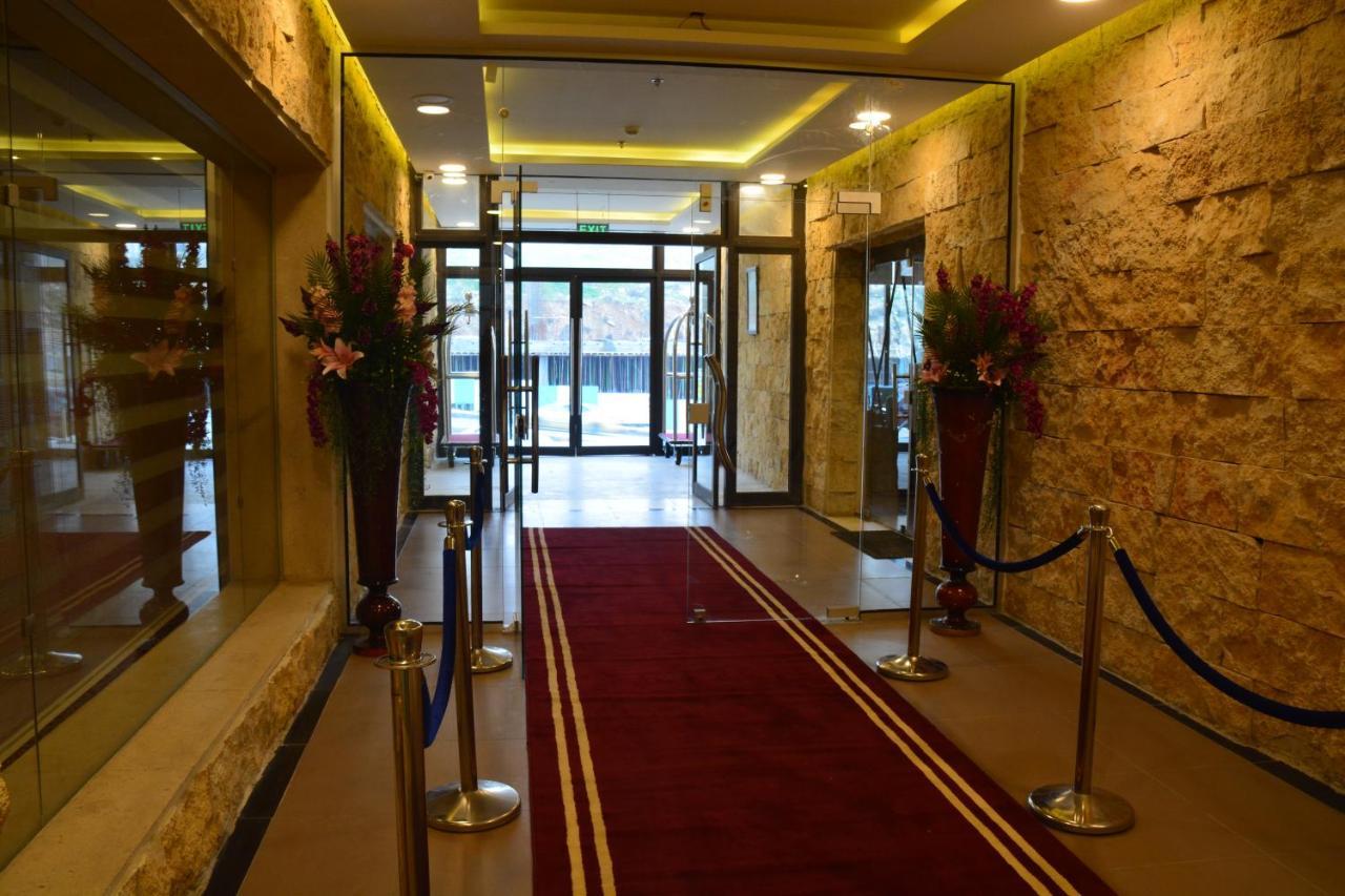 Saray Hotel Amán Exterior foto